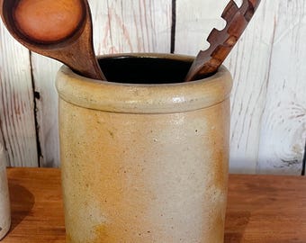 Rowe Pottery Works 2005 “united We Stand” 2 Gal Crock - Etsy