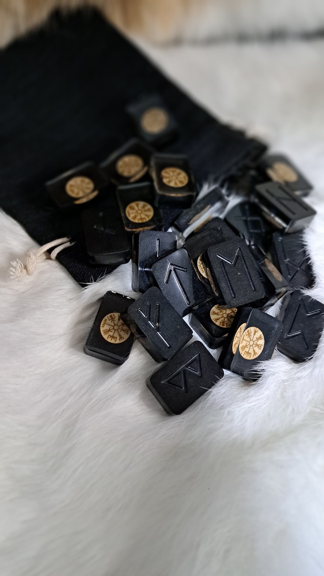 Epoxy Vegvisir Rune Set - Etsy