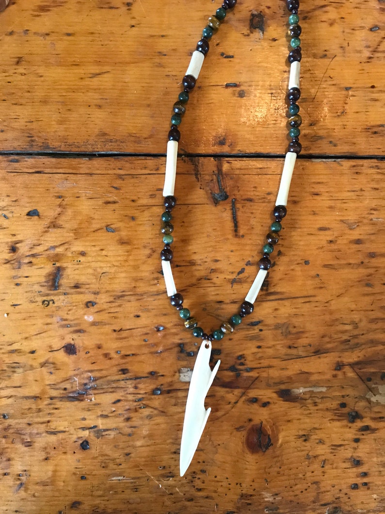 Alaskan bone Inuit style arrow tip necklace