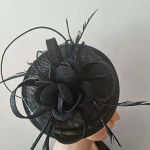Black Round Fascinator With Flower and Veil Headband and Clip Wedding Hat,Royal Ascot Ladies Day