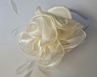 Cream , Ivory Colour Fascinator With Flower With Headband Wedding Hat,Royal Ascot Ladies Day