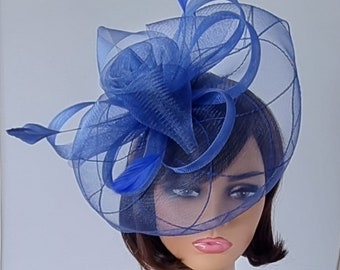 Königsblauer Fascinator mit Blumenstirnband und Clip-Hochzeitshut, Royal Ascot Ladies Day