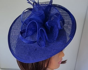 Neuer königsblauer Fascinator mit Blumenstirnband, Hochzeitshut, Royal Ascot Ladies Day