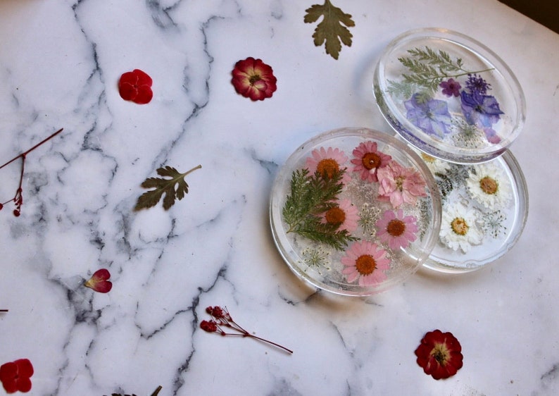 DIY Resin Coaster Kit, diy adult craft, gift for her, team building, corporate workshop, adult activity, pressed flowers,resin, holiday gift Flower Theme