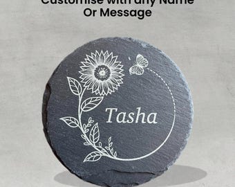 Personalisierter Sonnenblumen-Schiefer-Untersetzer - Benutzerdefiniertes Namensgraviertes Naturstein-Trinkgeschirr