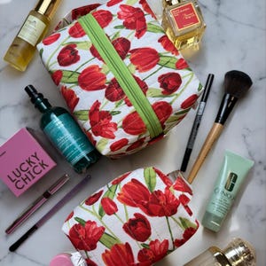 Quilted Floral Cosmetic Bag: Handmade Tulip Makeup Organizer