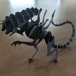 Alien Xenomorph Sliceform