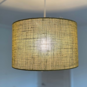 Abat-jour tambour en toile de jute fait main : jute vert olive, pour table ou plafond