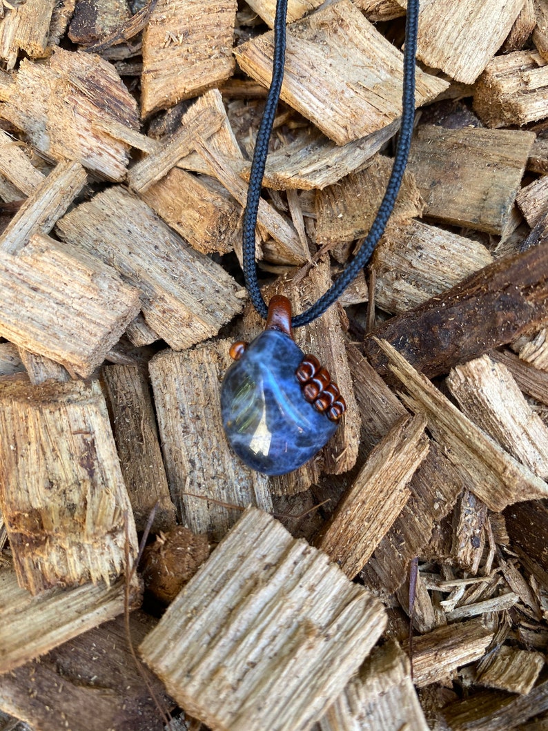 Astrological pendant Fish Sodalite