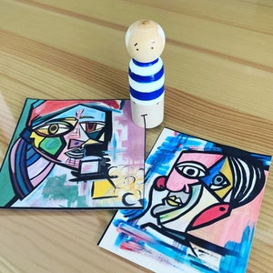 ピカソの木製ペグ人形ギフトとカード。アーティストギフト