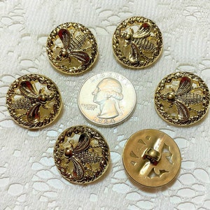 6 Vintage Plastic Bee Buttons