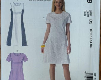 Uncut McCall's Sewing Pattern M7169 for Misses' Dress with 3 Variations. Sizes 8-16.
