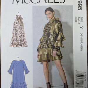 Uncut McCall&#39;s Sewing Pattern #M7995 for Misses Dresses with Collar and Sleeve Variations. Sizes XS-S-Med.
