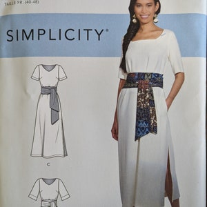 Uncut Simplicity Sewing Pattern #S8871 for Misses and Misses&#39; Plus Size Dress in 3 Lengths. Sizes 12-20.