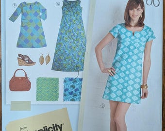 Uncut Lisette Sewing Pattern 1878 for Misses and Misses' Plus Size Dress in 3 Lengths. Sizes 14-22.