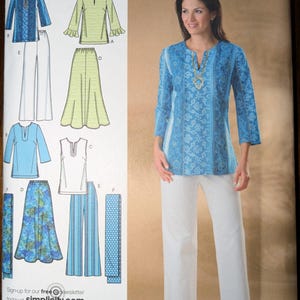 Uncut Simplicity Sewing Pattern #4149 for Women&#39;s Skirt, Pants, Tunic and Scarf. Sizes 20W-28W.