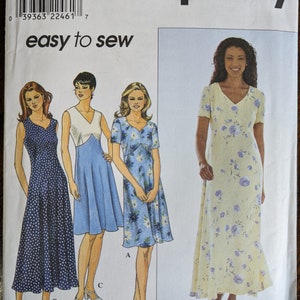 Uncut Simplicity Sewing Pattern #8504 for Misses&#39; Dress with 4 Variations. Sizes 8-12