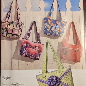 Uncut Simplicity Sewing Pattern #0685 for Crafty Bags.  One Size