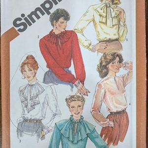 Uncut Vintage Simplicity Sewing Pattern #5200 for Misses&#39; Pullover Blouse with Neckline Variations. Size 14.