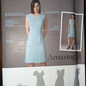 Uncut Simplicity Sewing Pattern #2404 for Misses&#39; Dress. Sizes 6-14.