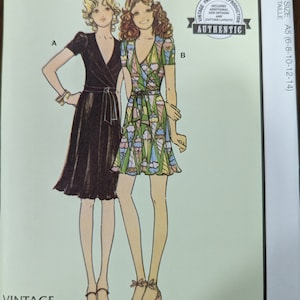 Uncut McCall&#39;s Sewing Pattern #M8379 for Misses&#39; Knit Dress  Sizes 6-14