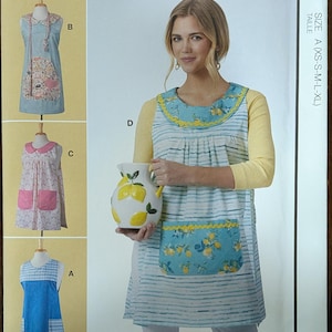 Uncut McCall's Sewing Pattern #M8522 for Misses and Misses' Plus Size Cobbler Aprons with 4 Variations. Sizes XS-XL