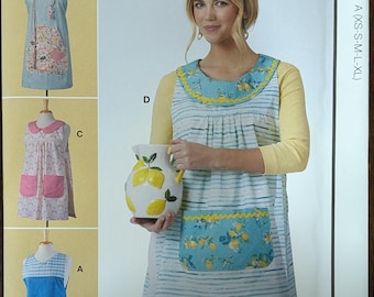 Uncut McCall's Sewing Pattern #M8522 for Misses and Misses' Plus Size Cobbler Aprons with 4 Variations. Sizes XS-XL