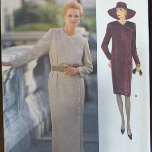 Uncut Vogue Sewing Pattern #8749 for Misses&#39; Dress. Sizes 8-12.