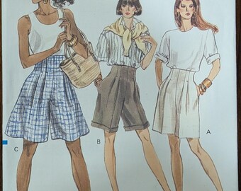 Uncut Vintage Vogue Sewing Pattern #7450 for Misses' Shorts with 3 Variations. Sizes 12-16.