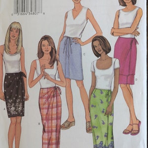 Uncut Butterick Sewing Pattern #3458 for Misses&#39; Skirt with Variations. Sizes 6-10