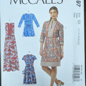 Uncut McCall&#39;s Sewing Pattern #M7597 for Misses and Misses&#39; Plus Size Tunic and Dress. Sizes 14-22.