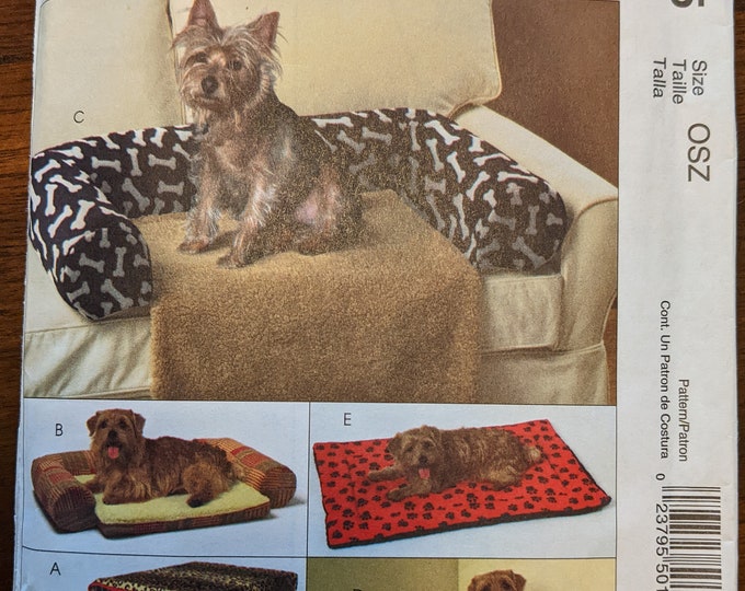 Uncut Mccall's Crafts Sewing Pattern M5015 for Dog Bolster Couch Saver, Bed, Corner Bed, Crate