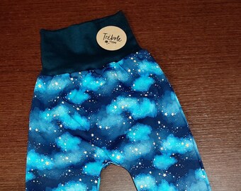 Pantalón bebé estilo "harem" evolutivo - french terry- oekotex standard 100 - Noche de nubes y estrellas