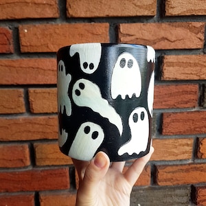 Big Spooky Ghost pot planter plants glow in the dark halloween decoration fall autumn cute scary goth death black garden indoor homedecor