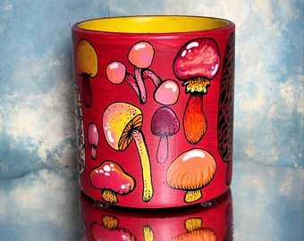 Large pot mushroom autumn plant cottage garden gardening interior decor decoration handmade red orange yellow botanical gift living room