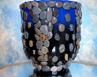 Large Gaspésie blue and black rock planter, Cap des Rosiers style, handmade, natural plant decoration, indoor garden, kitchen, office, stone