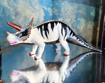 Big triceratops dinosaur metallic gold silver bronze decoration gift figurine trinket handmade living room bedroom prehistoric home decor
