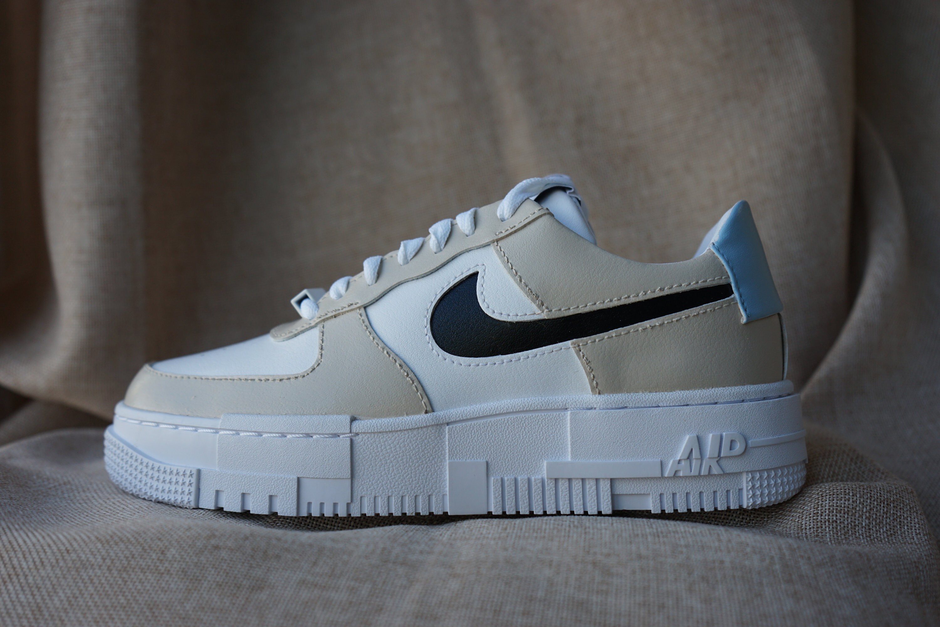 Nike air force 1 pixel desert Clearance