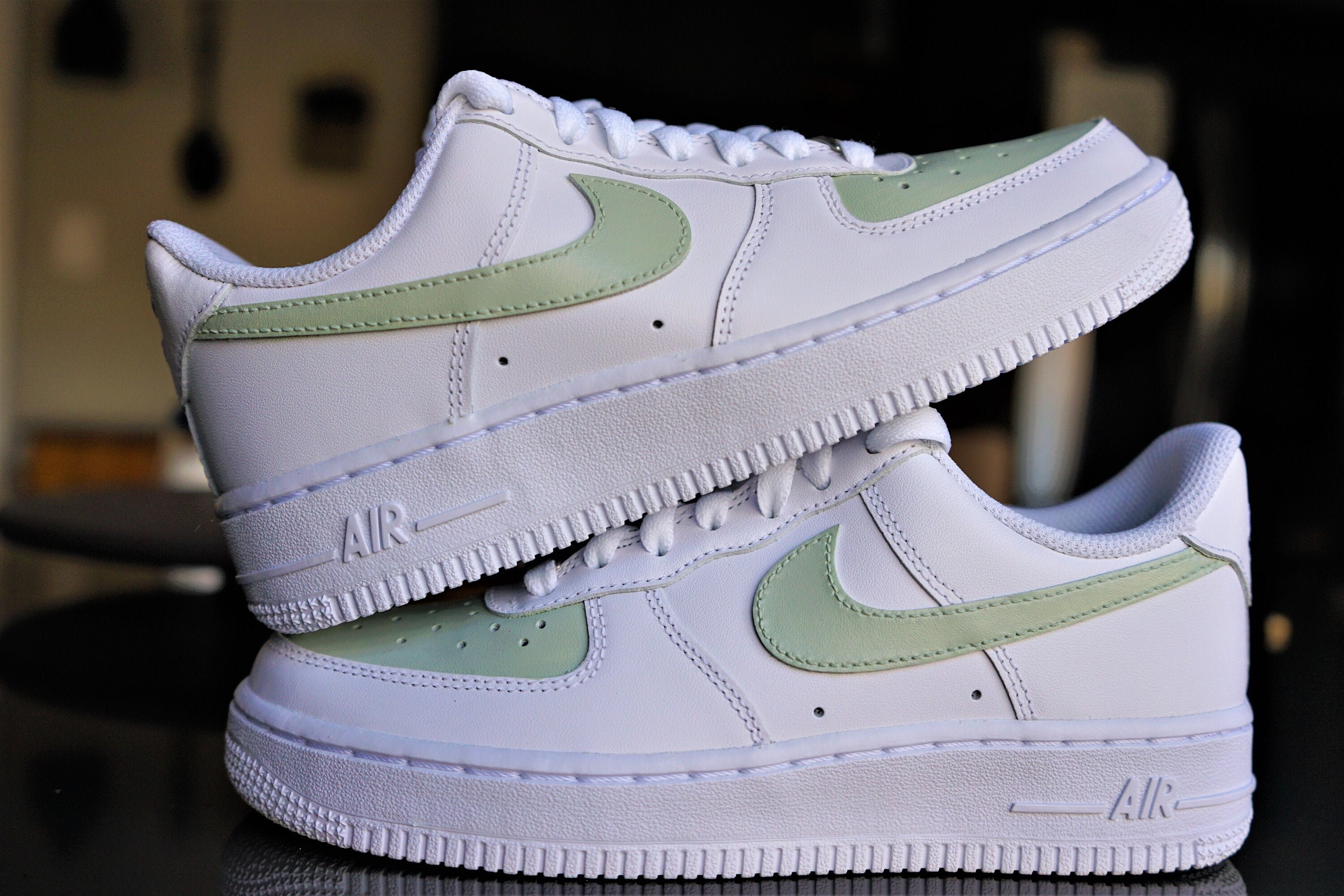 customize nike air force ones