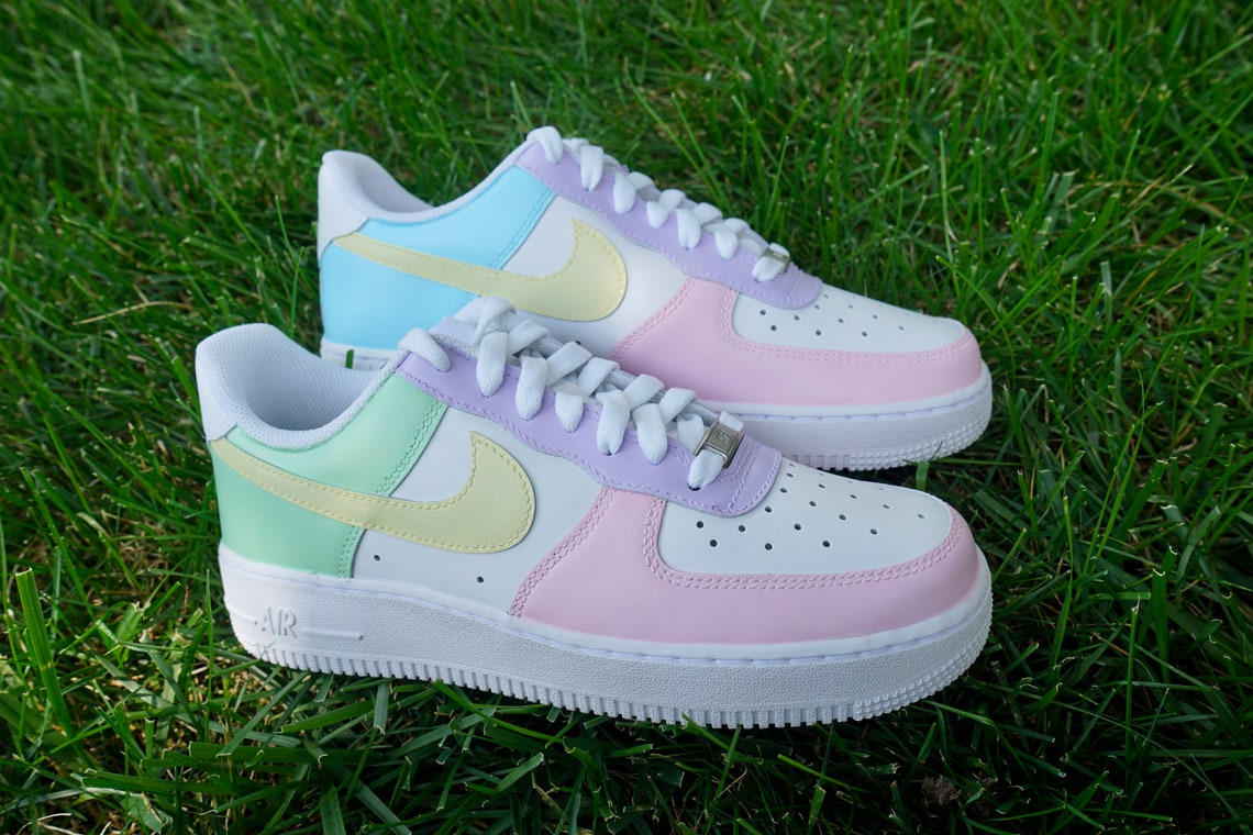 airforce nike pastel
