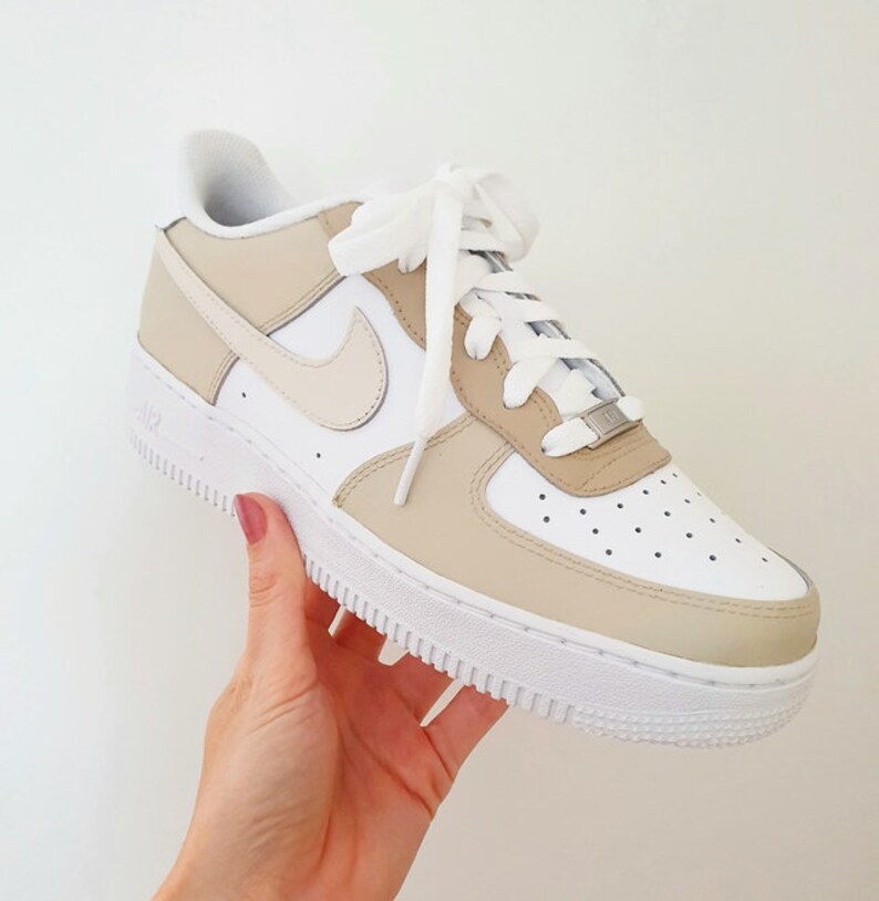 Sintético 97+ Foto Air Force 1 Cambia De Color Con El Sol Actualizar