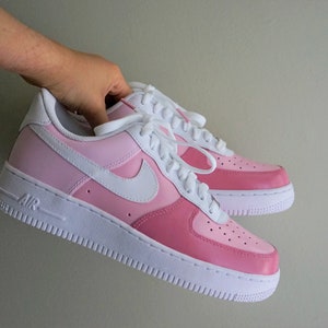 white and pink air force 1