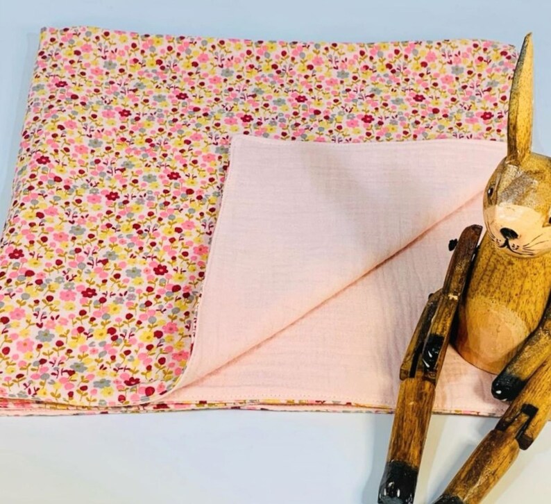 100% Organic Cotton Muslin Baby Burp Cloth/Comfort blanket - Handmade - Perfect baby Gift bild 9