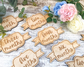 Engraved Wooden Baby Milestone Marker Plaques, Baby Monthly Photo Props, Baby Pictures, Baby Keepsakes, Baby Growth Plaques, Monthly Photos