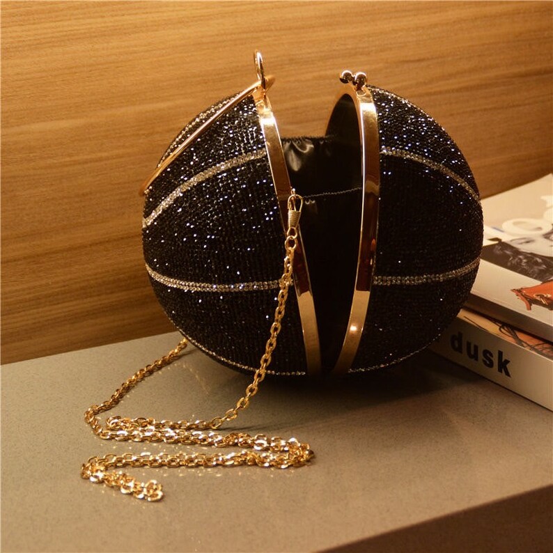 round basket purse