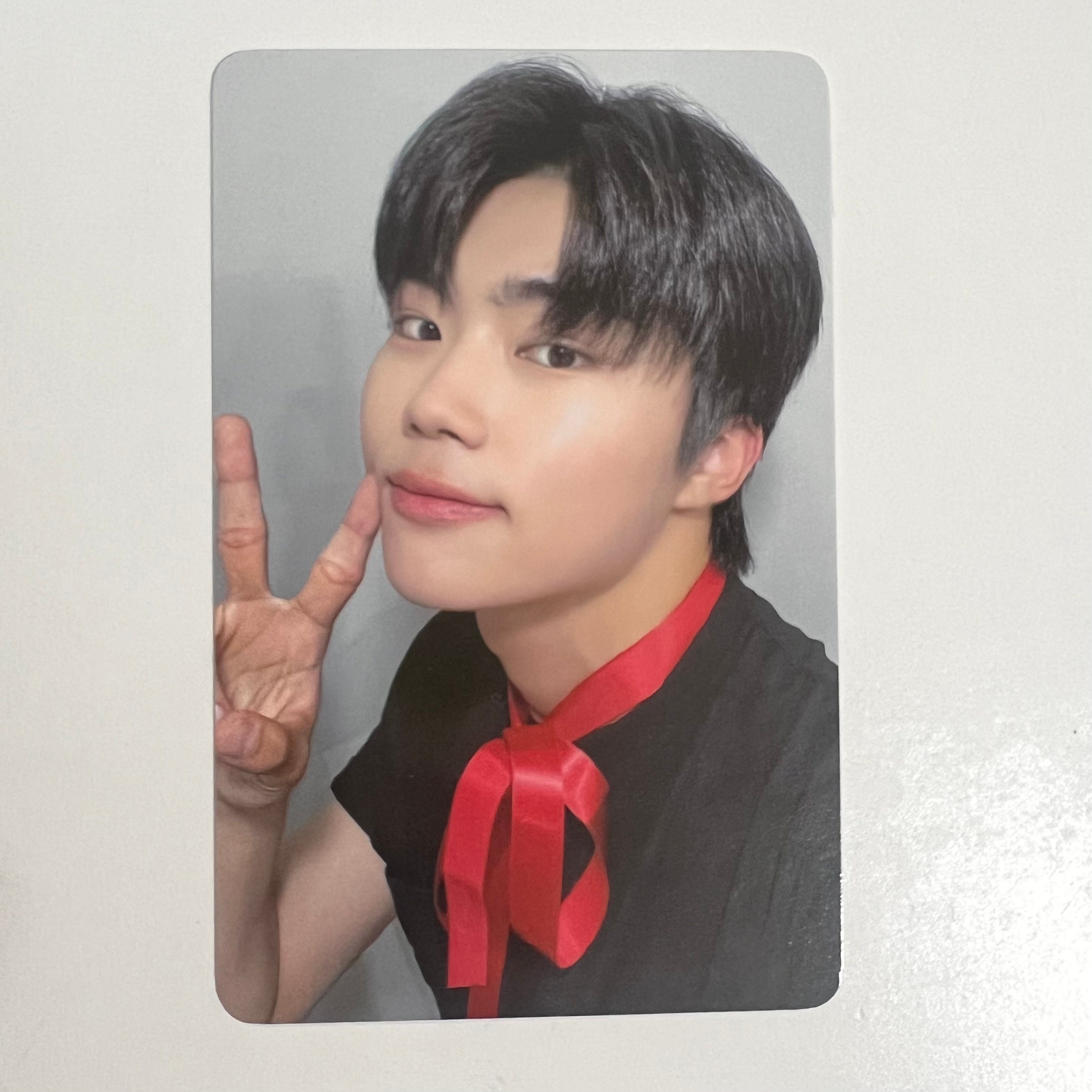 ONEUS RAVN ソホ ユニットサインポラ チェキ il_fullxfull.5102922228_pp9b.jpg