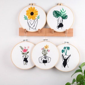 Embroidery Kit For Beginner | Modern Embroidery Kit with Pattern | Flowers Embroidery Full Kit with Needlepoint Hoop| DIY Craft Kit