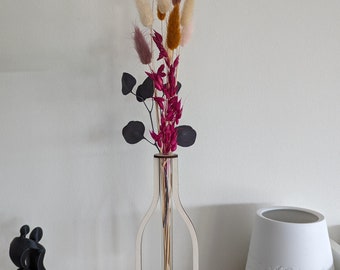 2D Vase - Silhouette Vase - ideal for dried flowers or light mini decorative bouquets