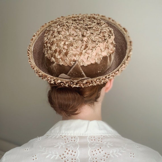 1960s Tan Straw Hat | Vintage Straw Hat | 60s Bre… - image 4