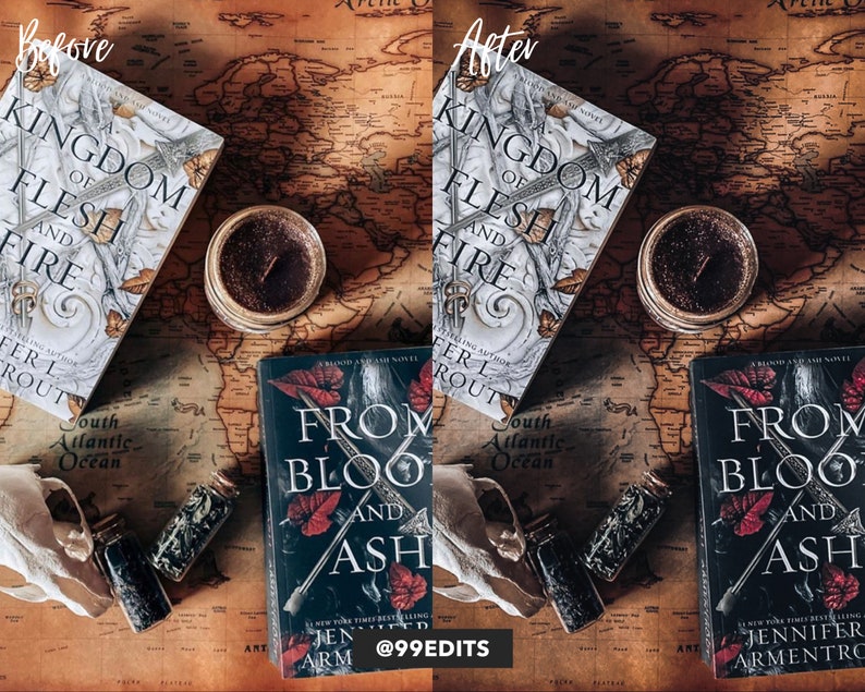 Może przedstawiać: Dwie powieści fantasy, "Kingdom of Flesh and Fire" i "From Blood and Ash", są przedstawione na antycznej mapie świata z świecą i dwiema małymi szklanymi butelkami. Książki są w miękkiej oprawie i mają ciemny, nastrojowy charakter.
